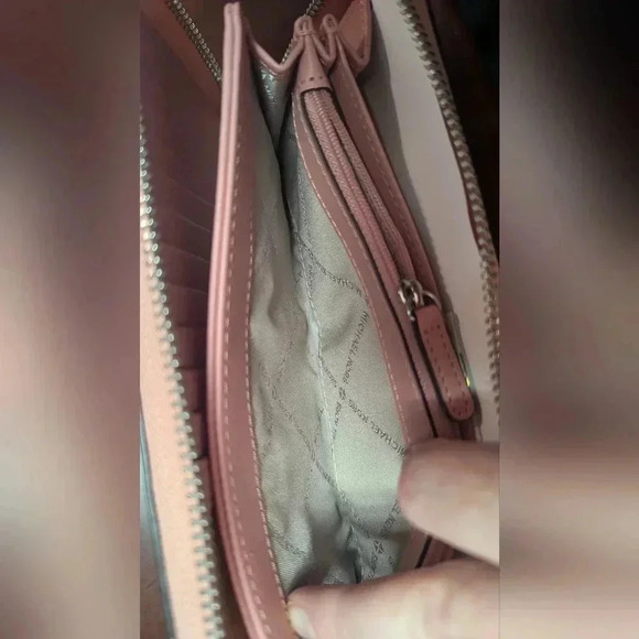 NWT Michael Kors Jet Set Travel Large Continental Wallet Embossed Primrose Pink - Picture 4 of 13